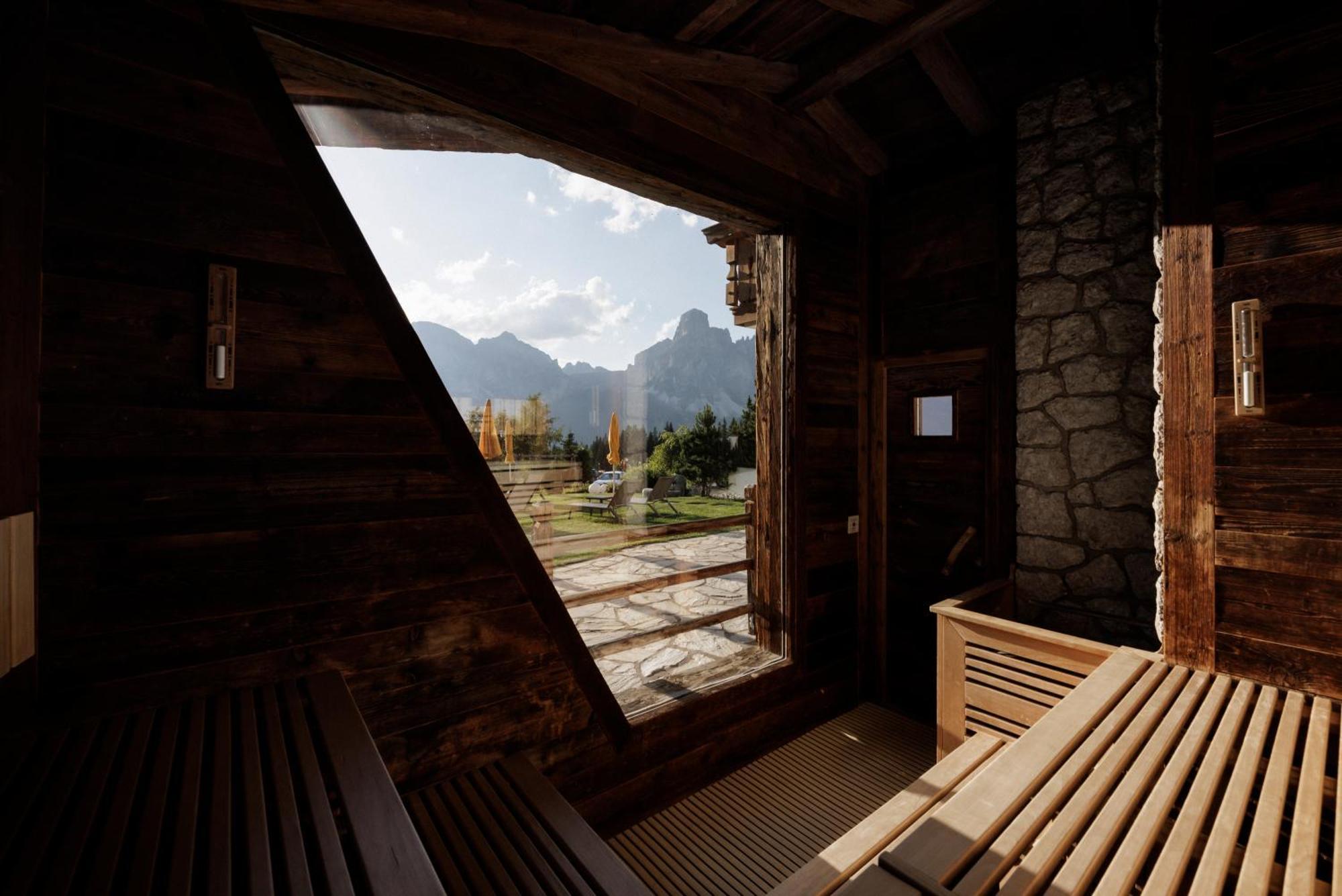 Hotel Costes Corvara In Badia Εξωτερικό φωτογραφία